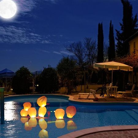 Subretia Residenze Di Campagna Aparthotel Fabbri Exterior photo