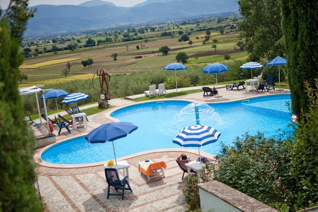 Subretia Residenze Di Campagna Aparthotel Fabbri Exterior photo