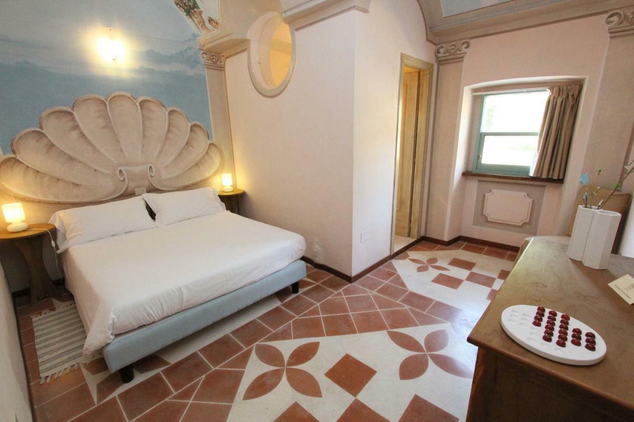 Subretia Residenze Di Campagna Aparthotel Fabbri Exterior photo